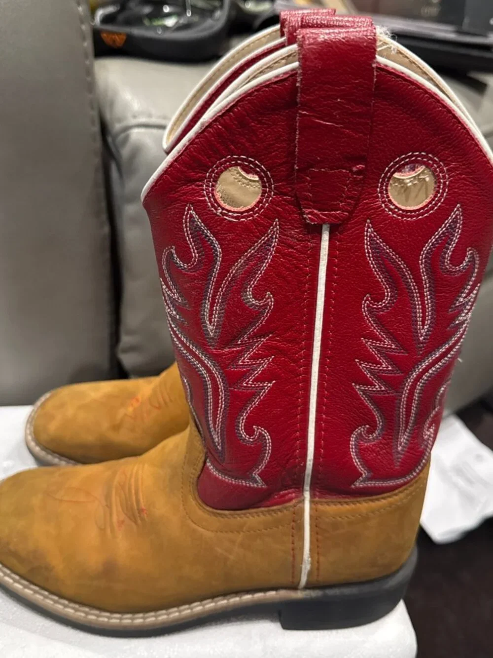 OLD WEST YOUTH BOYS DISTRESSED BROWN & RED SQ. TOE COWBOY BOOTS, SIZE 2.0 D